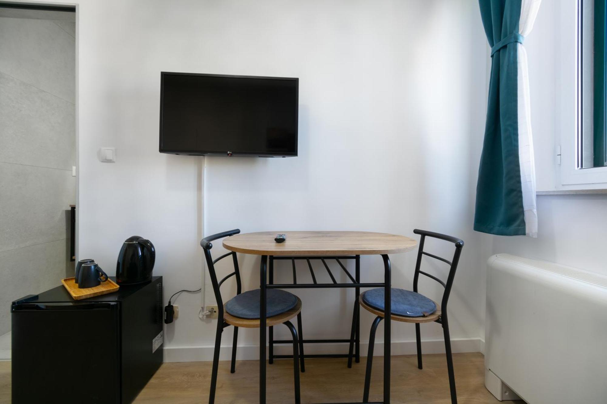 Bed & Breakfast Palac -Free Parking- Baška Voda エクステリア 写真