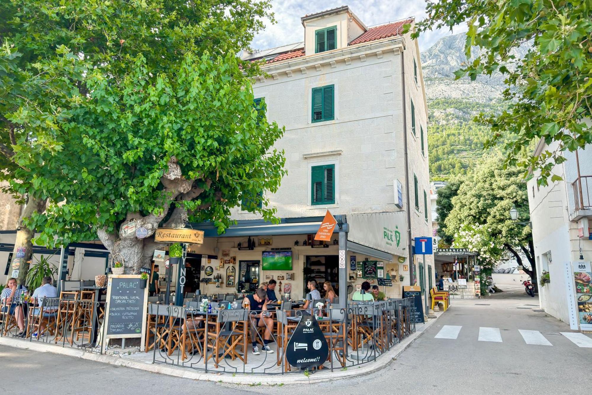 Bed & Breakfast Palac -Free Parking- Baška Voda エクステリア 写真