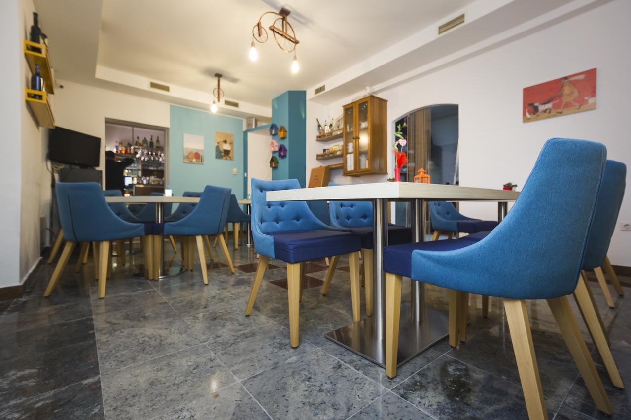 Bed & Breakfast Palac -Free Parking- Baška Voda エクステリア 写真